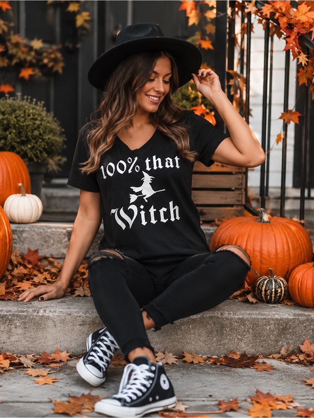 HANES 100% That Witch Women’s T-shirt Size Small Black V-neck Halloween Tee - Picture 5 of 7